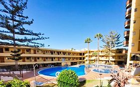 Cozy 2-Bed & Sofa-Bed Studio In Los Cristianos