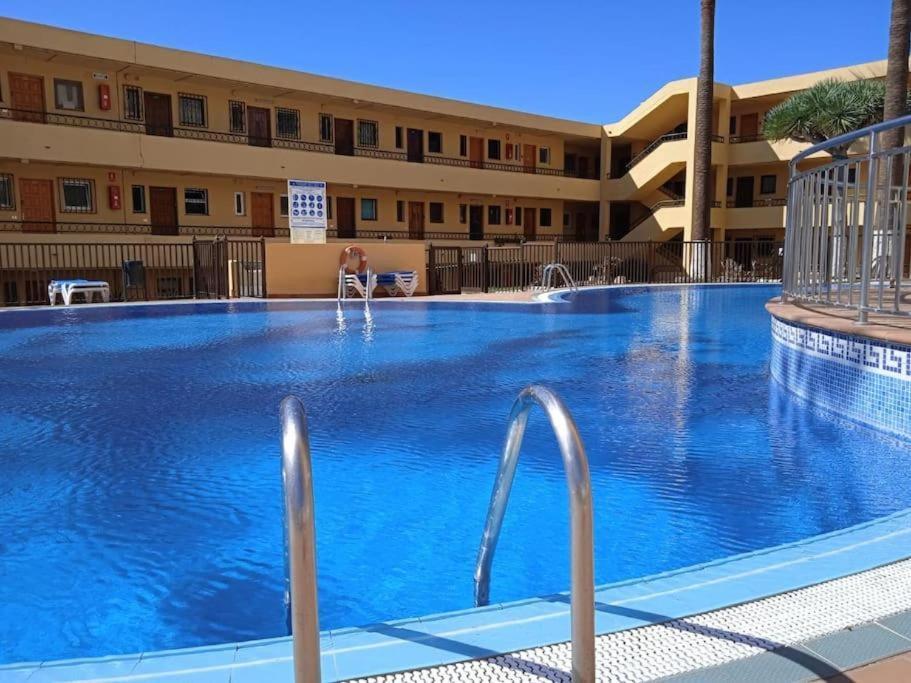 Cozy 2-Bed & Sofa-Bed Studio In Los Cristianos Los Cristianos  Exterior photo